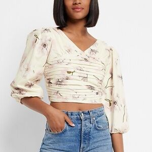 NWT Express Linen-Blend Floral Crop Top